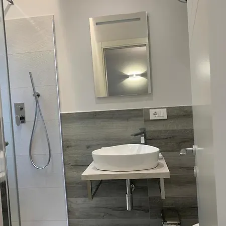 Ferienwohnung Helvetia Garibaldi Genua Exterior foto